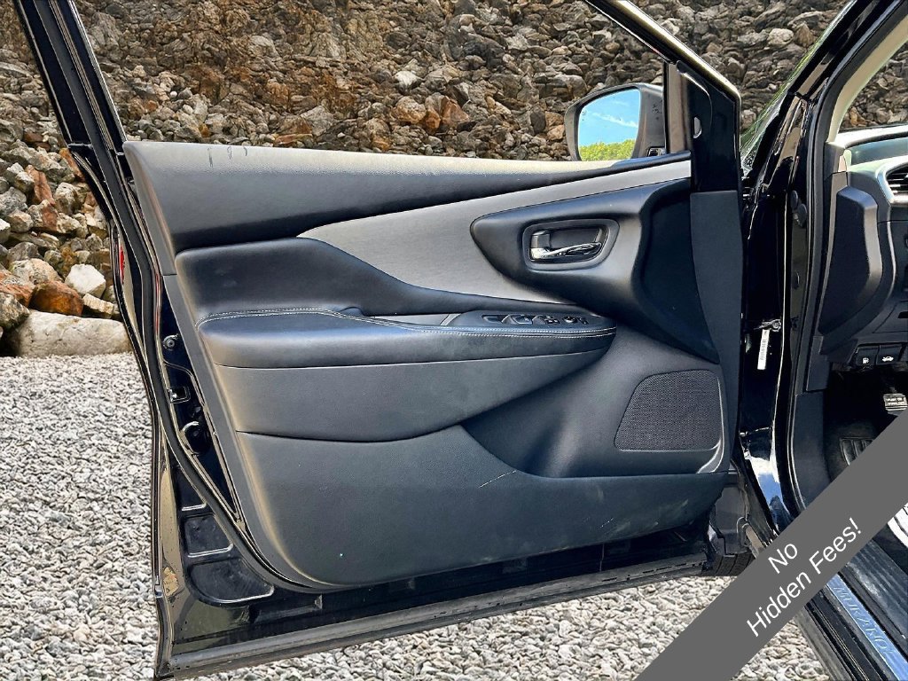 Used 2019 Nissan Murano SV w/ Premium Package AWD/4WD image 19