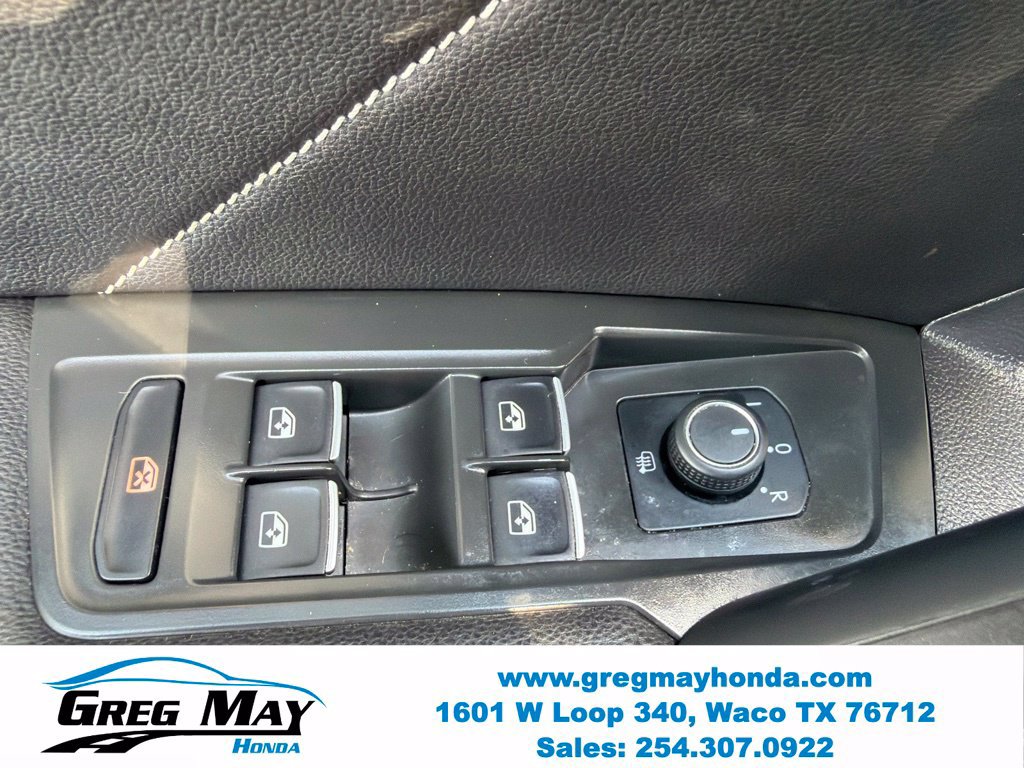 Used 2023 Volkswagen Tiguan SE FWD image 25