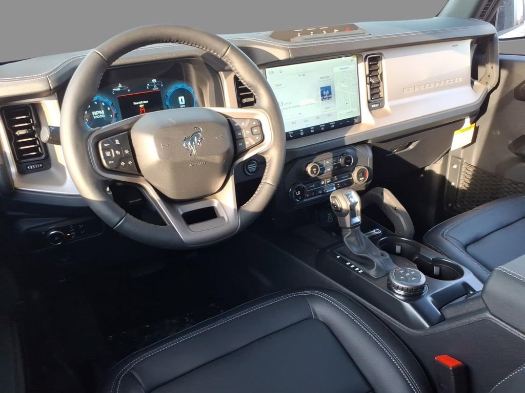 New 2026 Ford Bronco Outer Banks w/ Sasquatch Package image 6