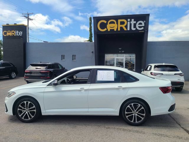 Used 2025 Volkswagen Jetta Sport FWD image 11