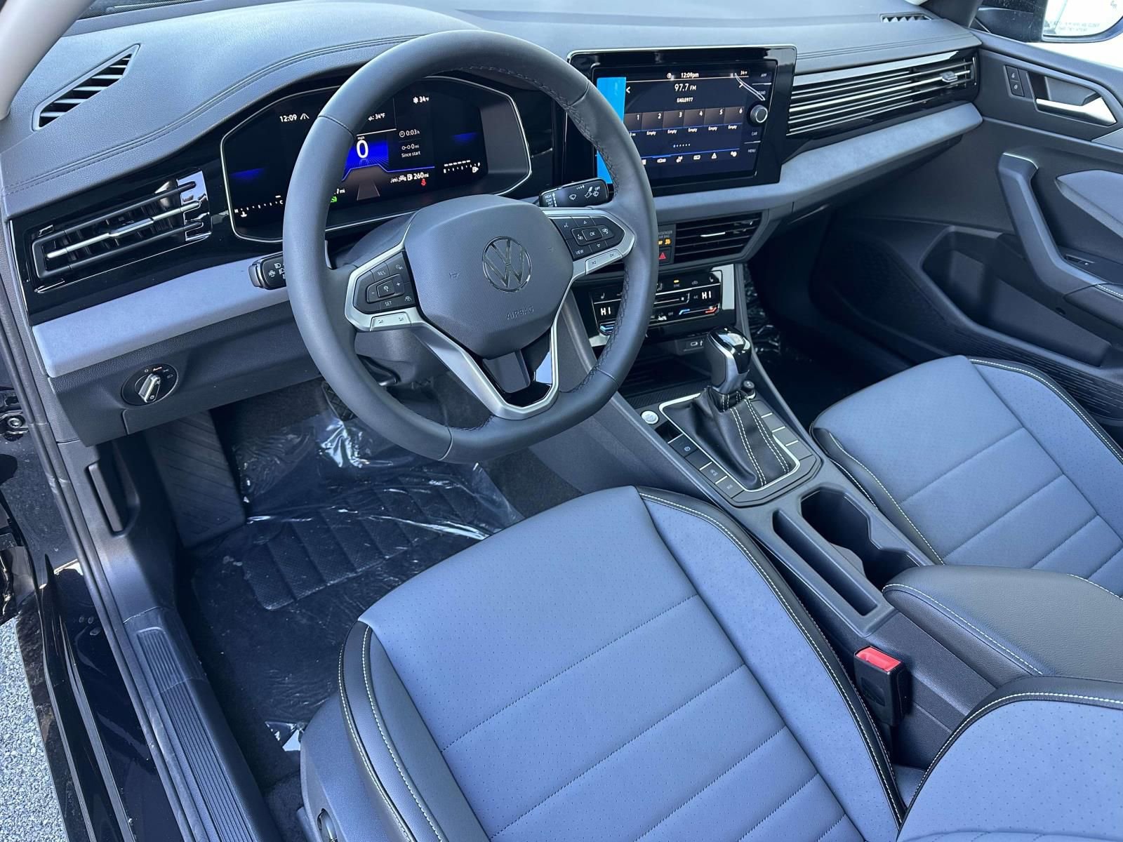 New 2026 Volkswagen Jetta SE image 10