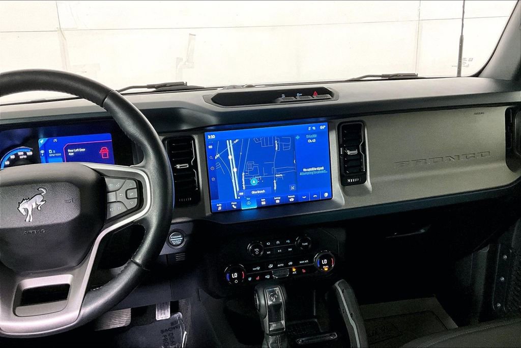 Used 2024 Ford Bronco Outer Banks image 6