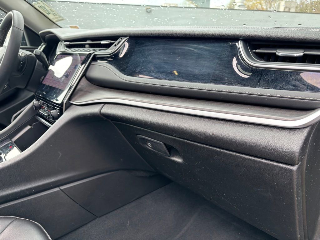 Used 2024 Jeep Grand Cherokee Limited 4xe image 16