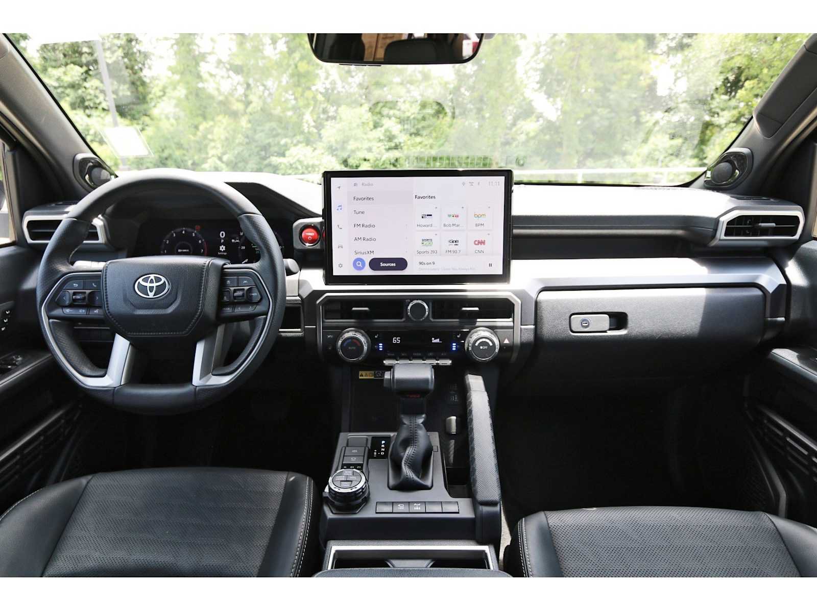 Used 2025 Toyota 4Runner TRD Off-Road Premium AWD/4WD image 7