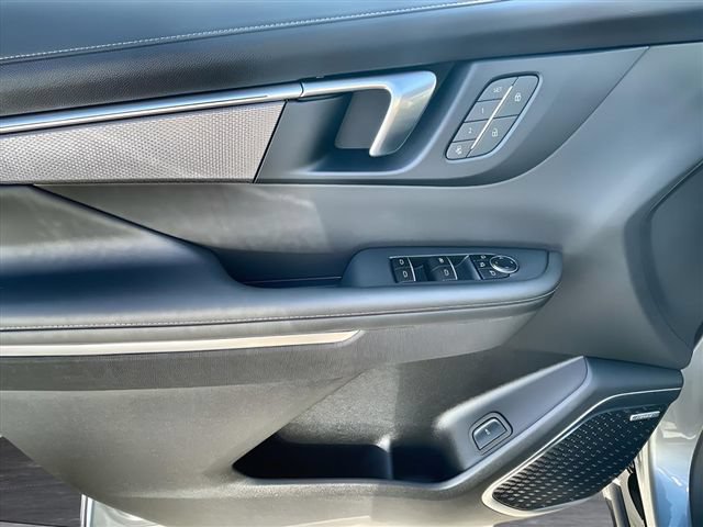 New 2026 Buick Enclave Sport Touring w/ Power Package FWD image 23