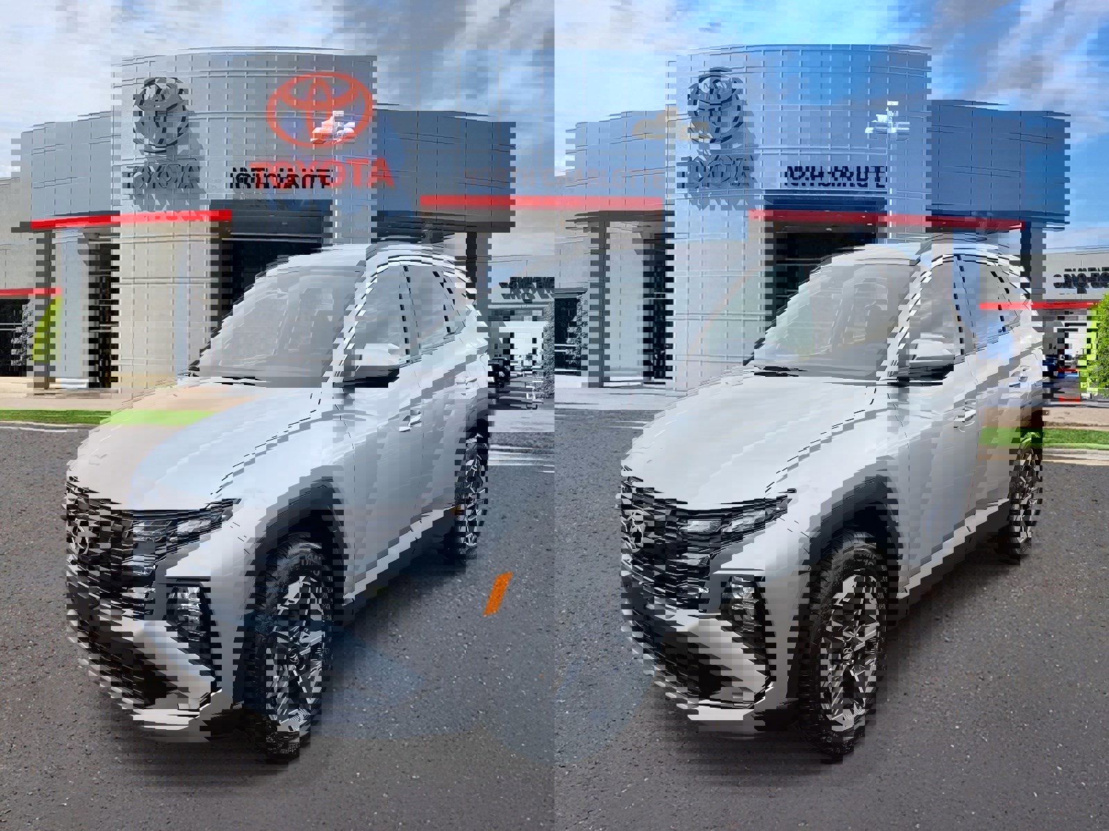 Used 2026 Hyundai Tucson SEL image 4