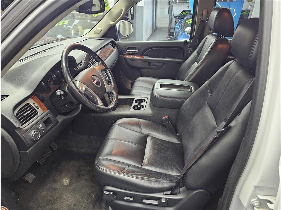 Used 2013 GMC Yukon SLT image 10