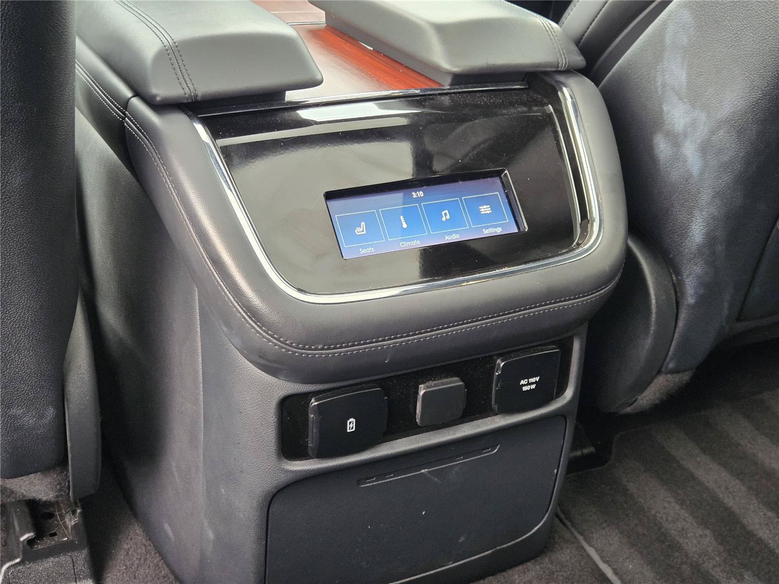 Used 2024 Lincoln Navigator Premiere AWD/4WD image 22