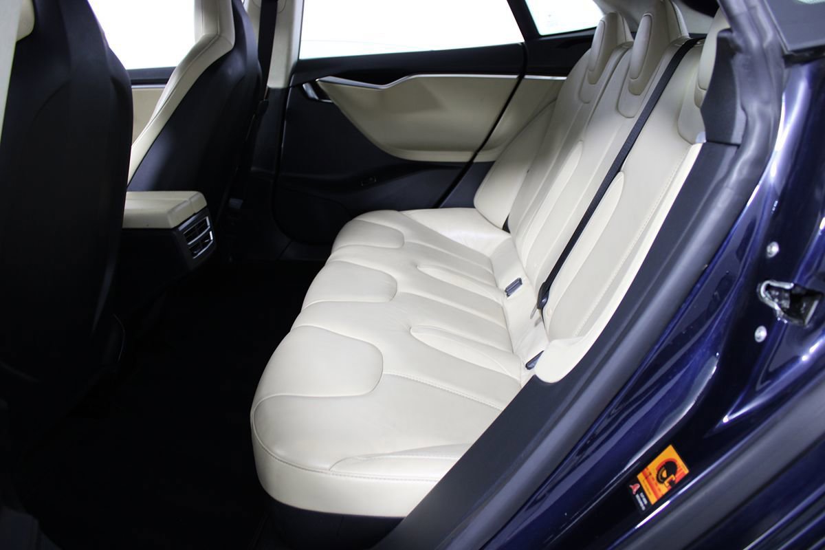 Used 2013 Tesla Model S Performance RWD image 45