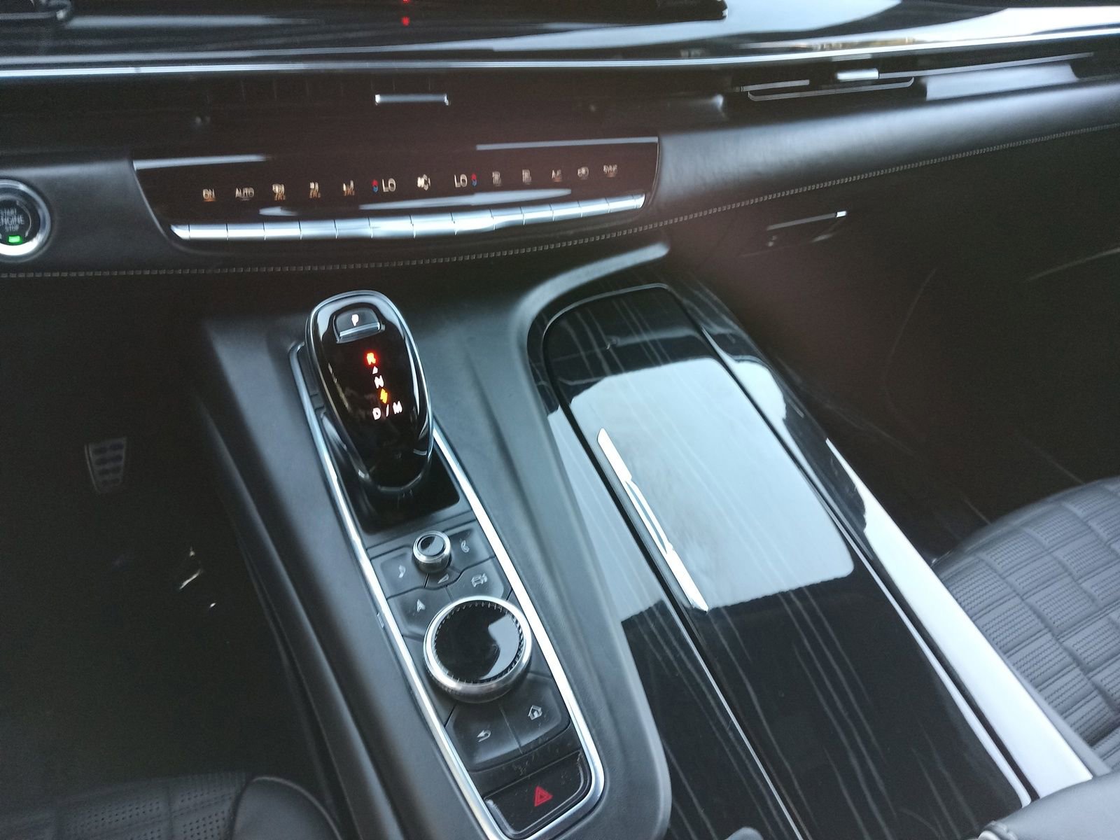 Used 2023 Cadillac Escalade V image 16