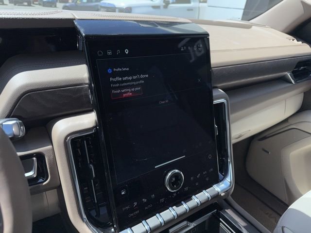 Used 2026 GMC Yukon Denali w/ Denali Reserve Package AWD/4WD image 14