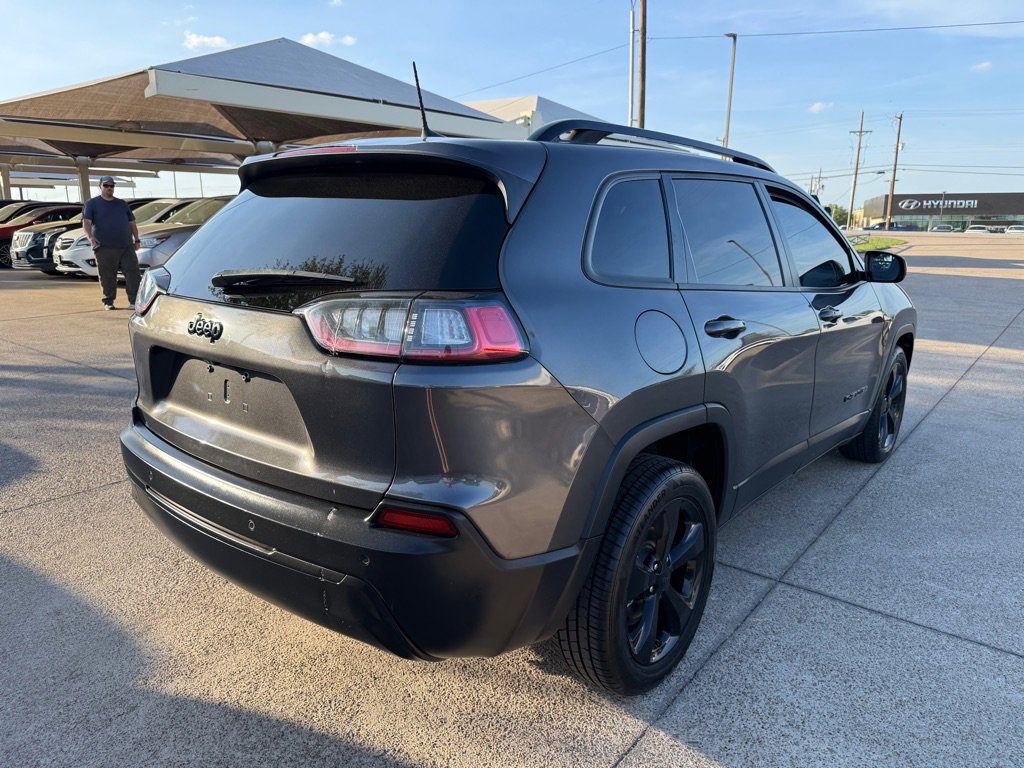 Used 2021 Jeep Cherokee Latitude Plus image 7