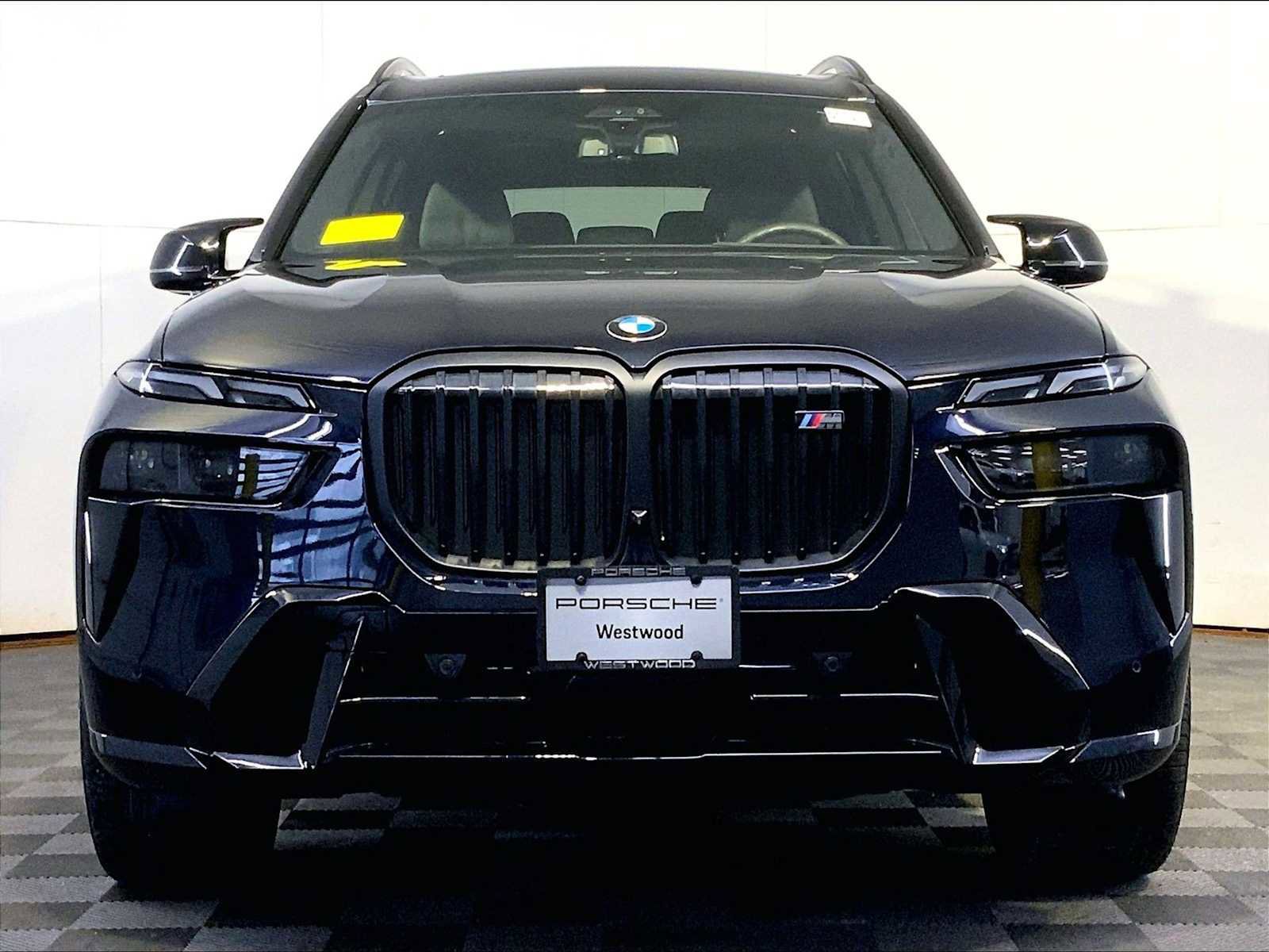 Used 2024 BMW X7 M60i w/ Executive Package image 10
