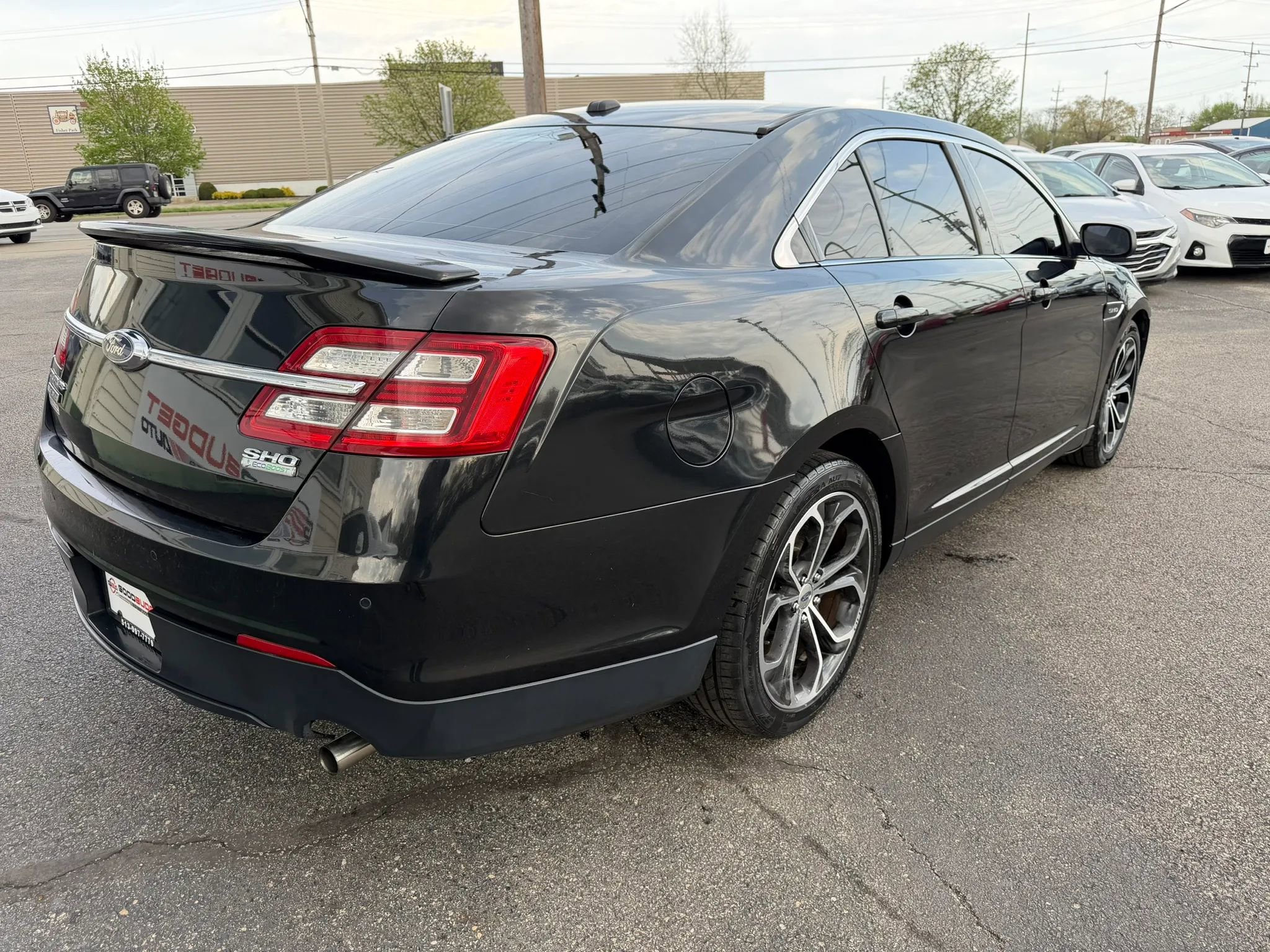 Used 2015 Ford Taurus SHO w/ Equipment Group 401A image 7