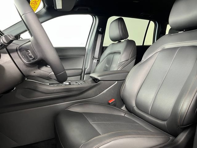Used 2026 Jeep Cherokee Limited AWD/4WD image 17