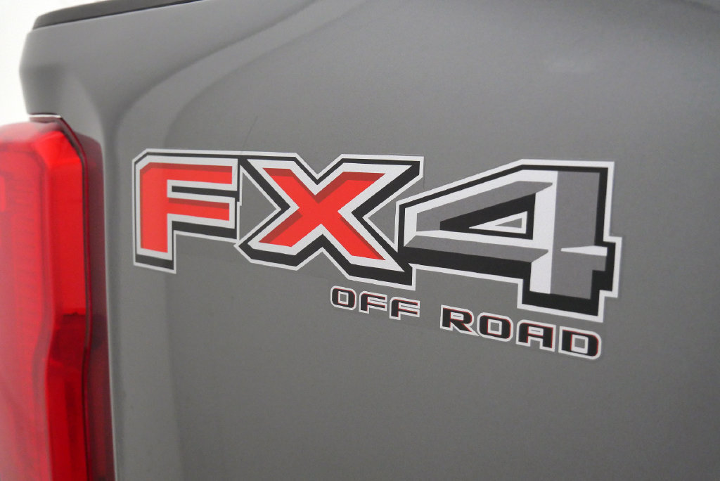 Used 2023 Ford F250 XL w/ XL Driver Assist Package AWD/4WD image 11