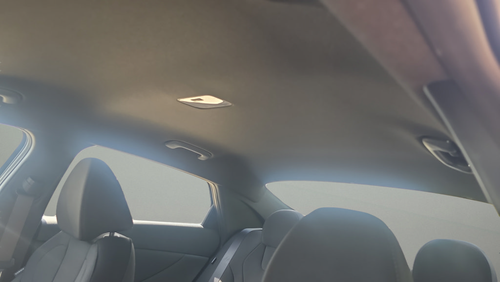 New 2026 Hyundai Elantra Sport FWD image 14