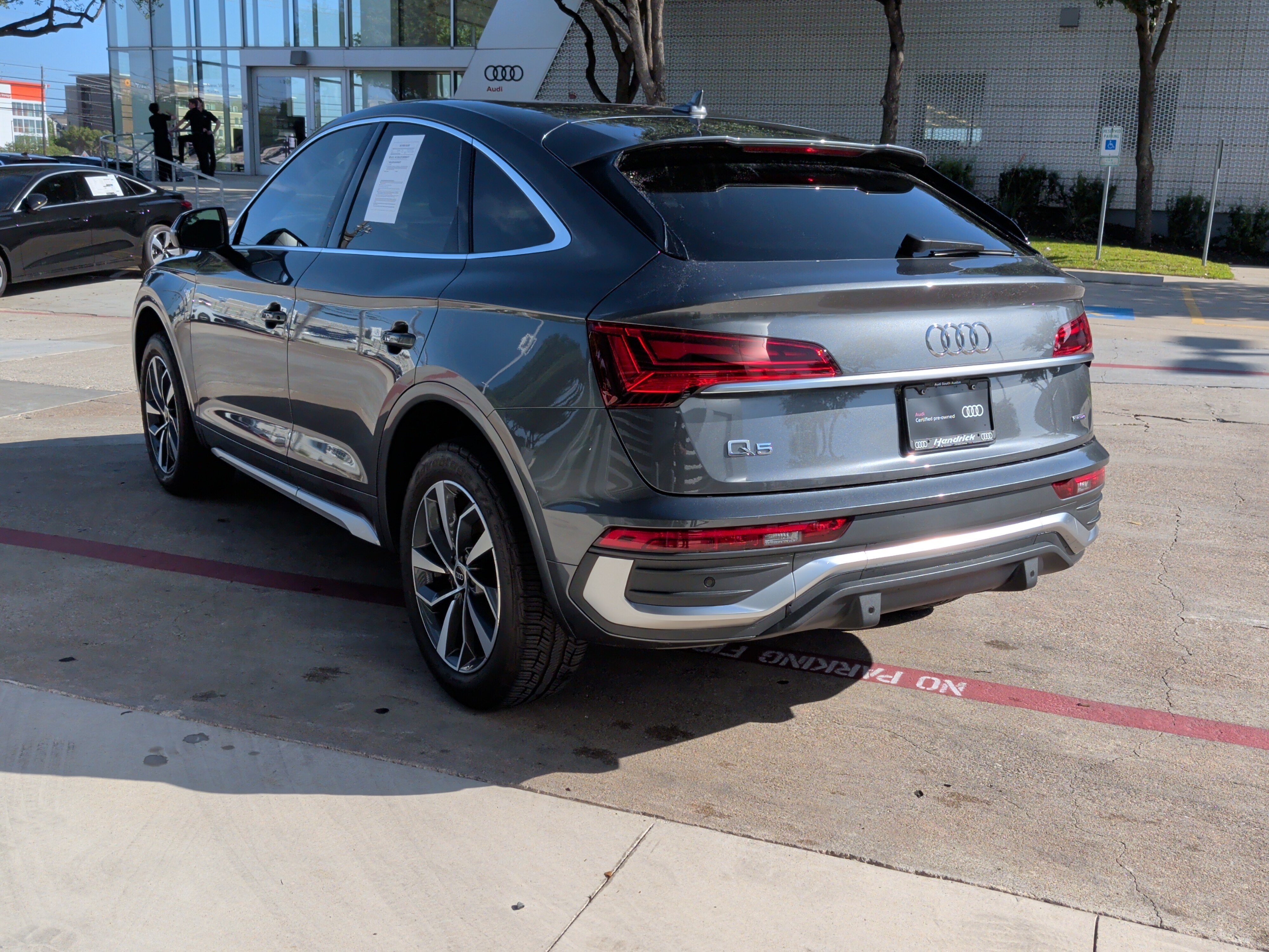 Certified 2023 Audi Q5 2.0T Premium w/ Convenience Package AWD/4WD image 8