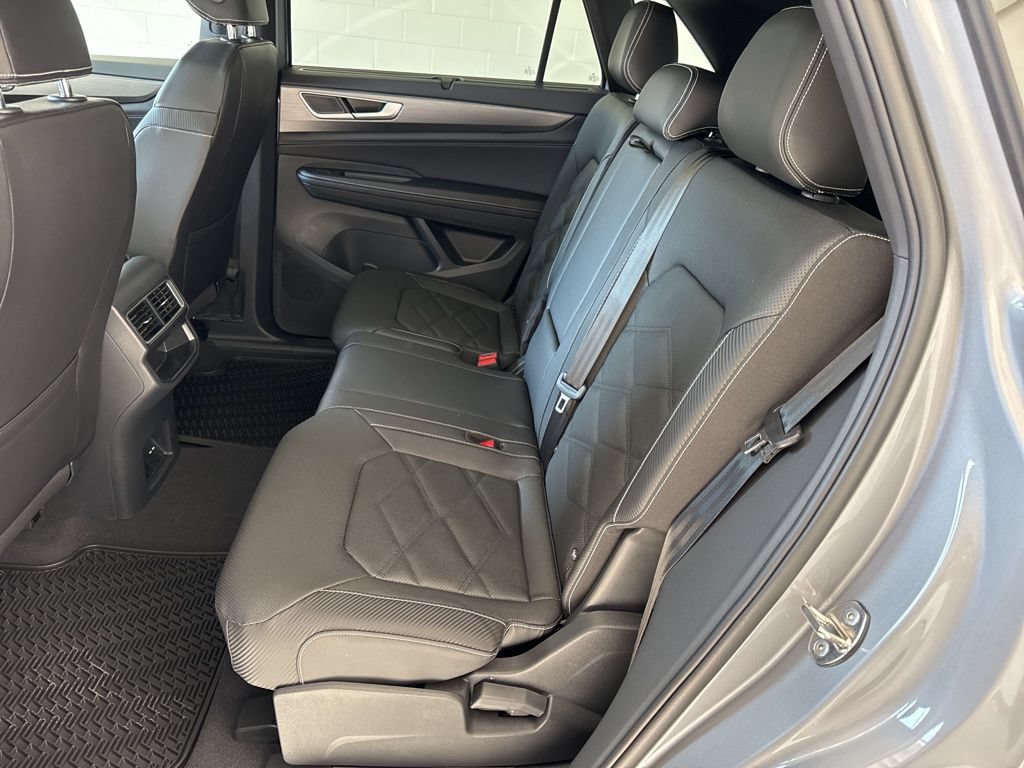 New 2026 Volkswagen Atlas Cross Sport SE AWD/4WD image 24