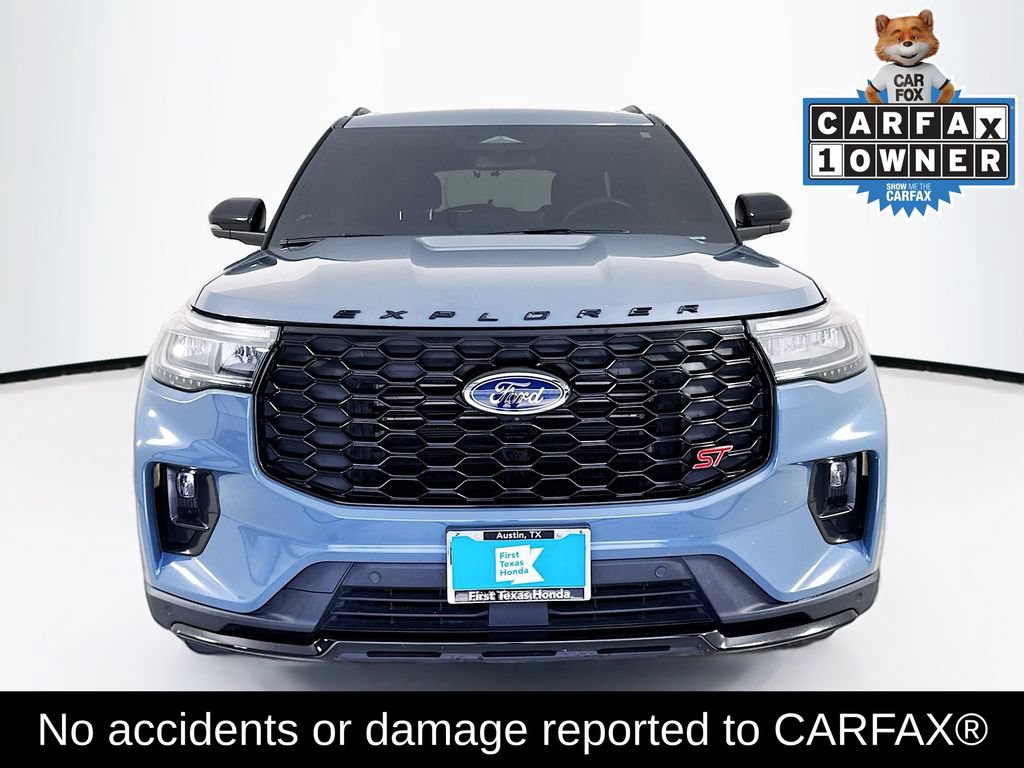 Used 2025 Ford Explorer ST AWD/4WD image 2