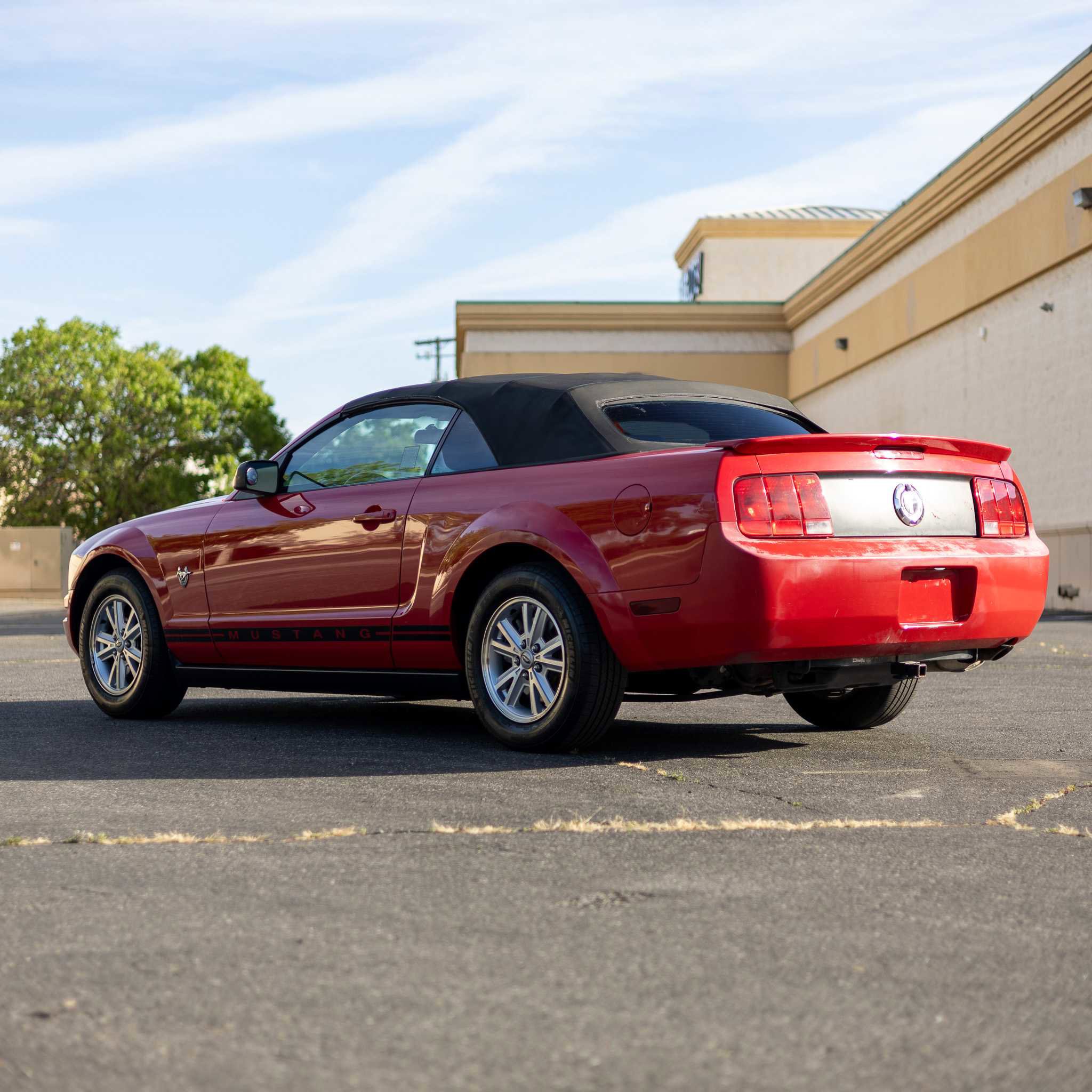 Used 2009 Ford Mustang Premium image 5
