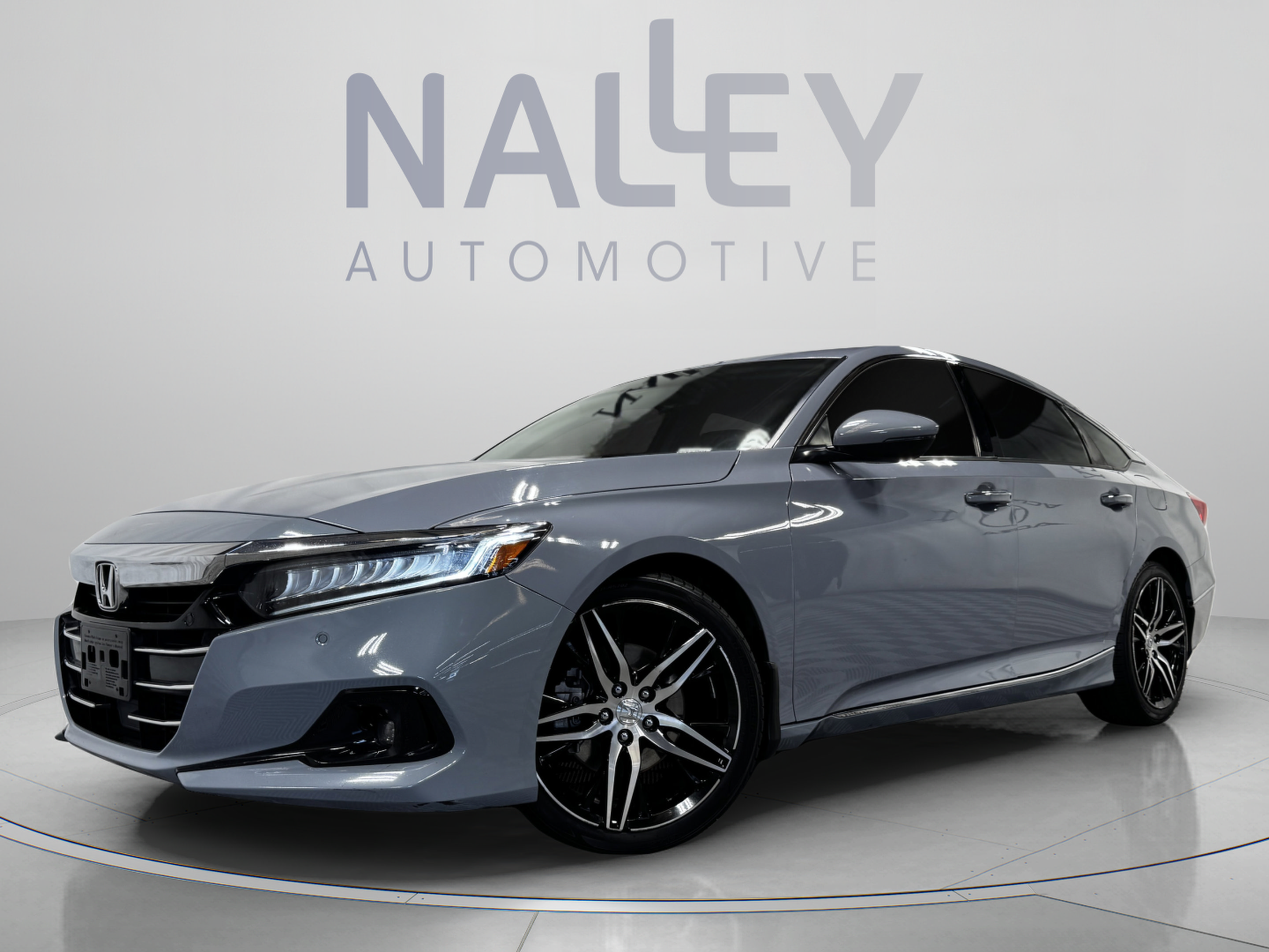 Used 2021 Honda Accord Touring image 1