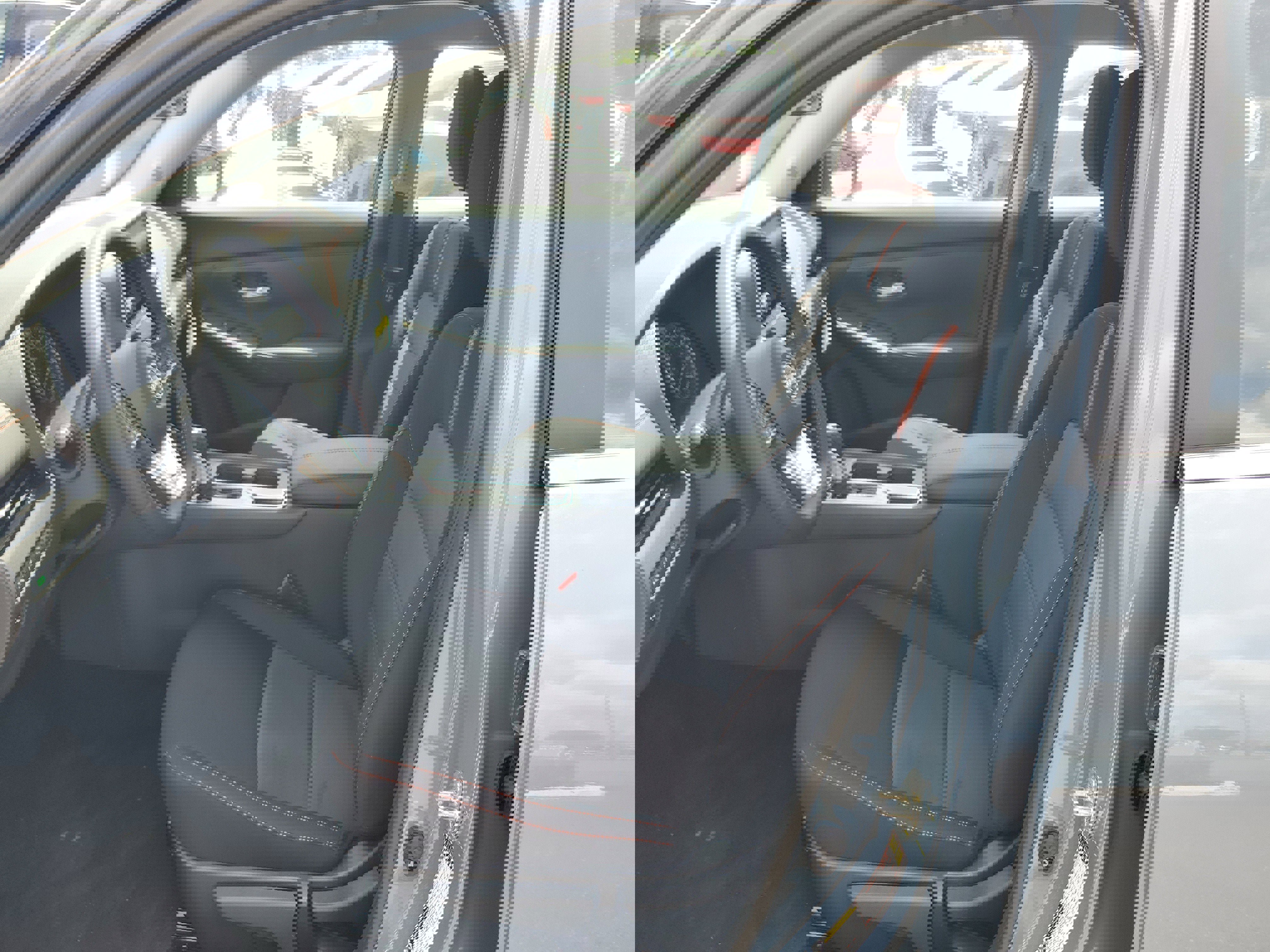 New 2025 Nissan Sentra SR w/ Midnight Edition image 15