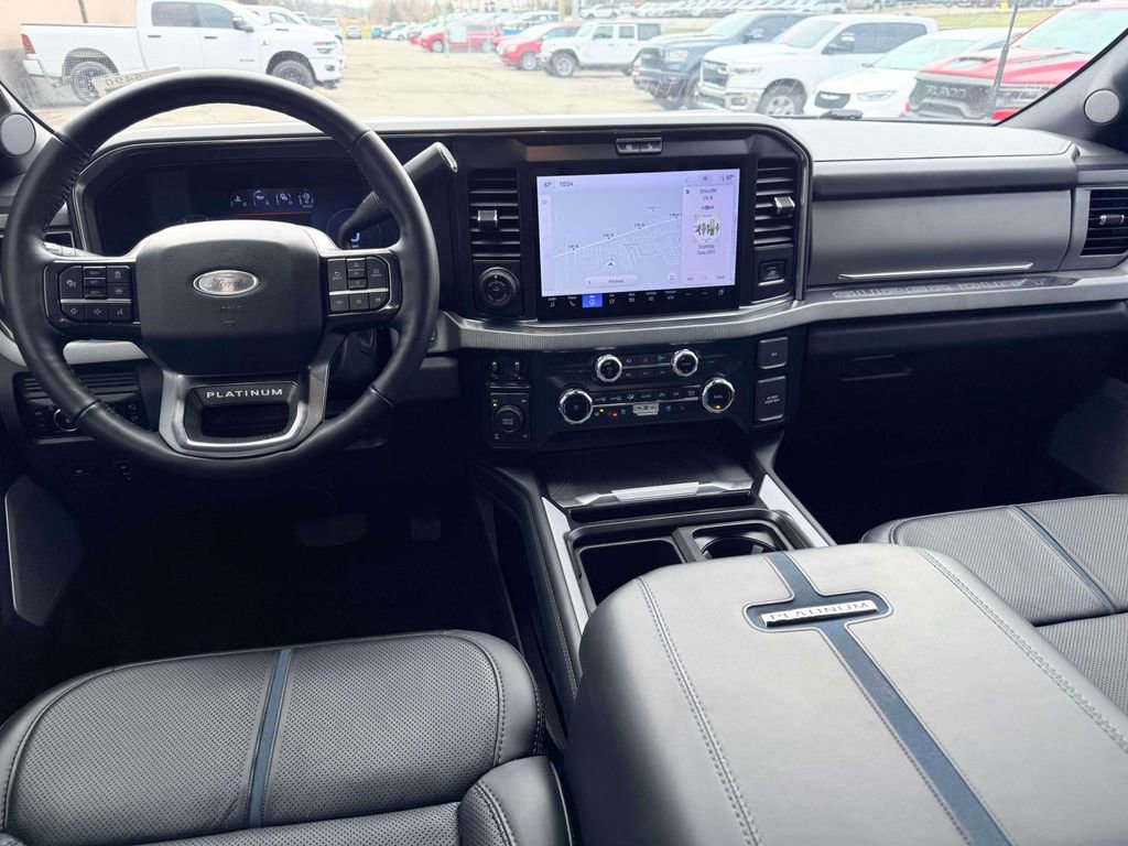 Used 2025 Ford F250 Platinum image 3