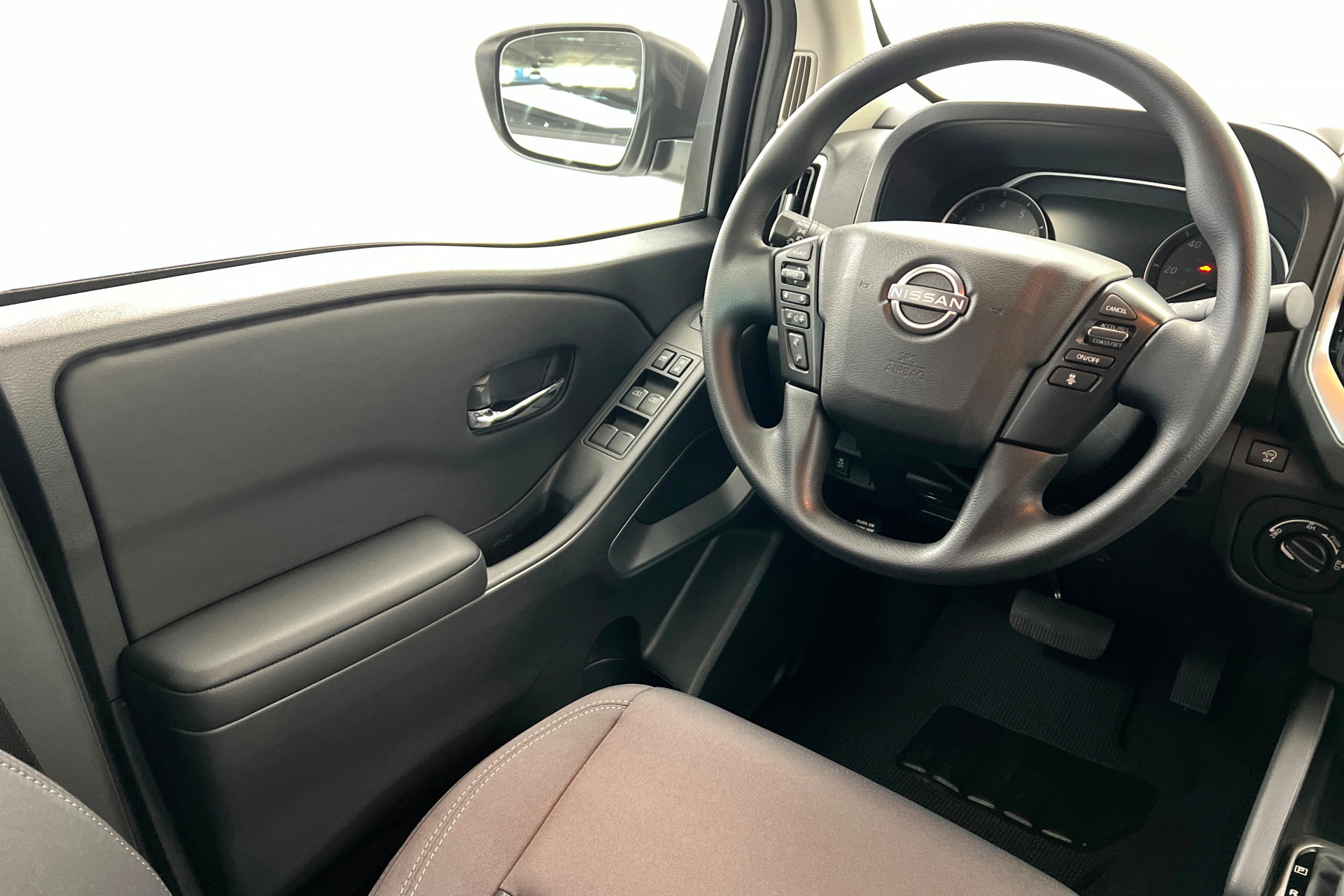 New 2026 Nissan Frontier SV w/ Tow Package image 11