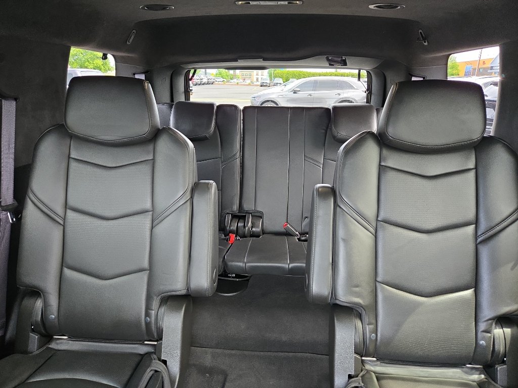 Used 2017 Cadillac Escalade Platinum AWD/4WD image 20