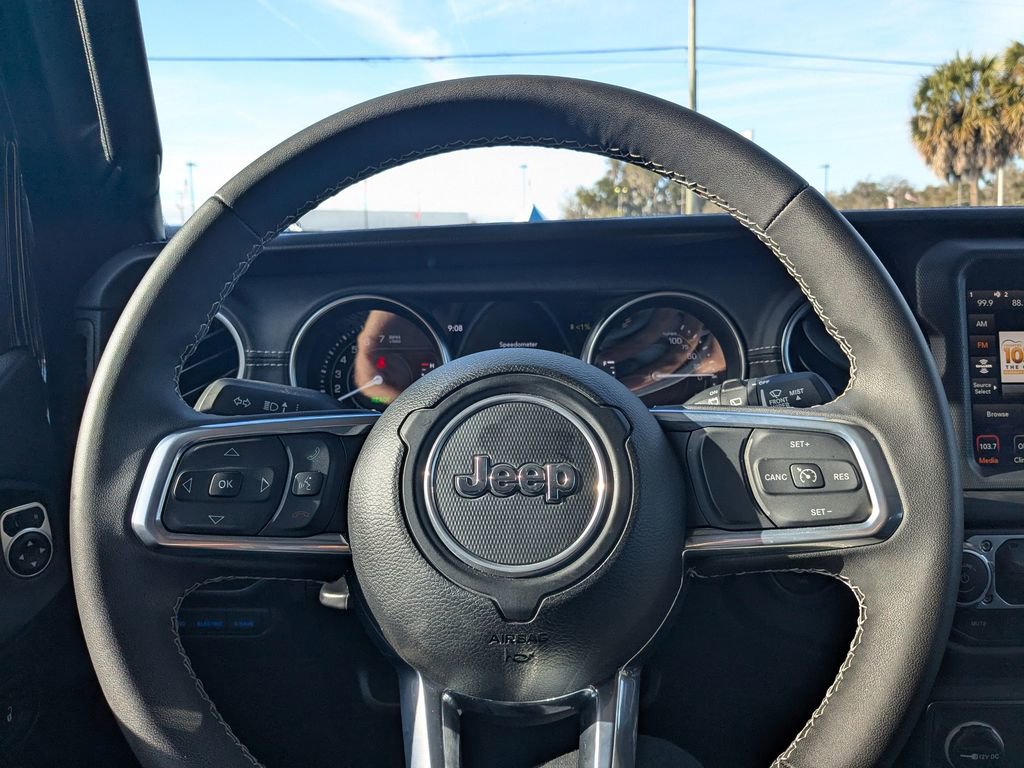 Used 2023 Jeep Wrangler Unlimited Sahara image 20