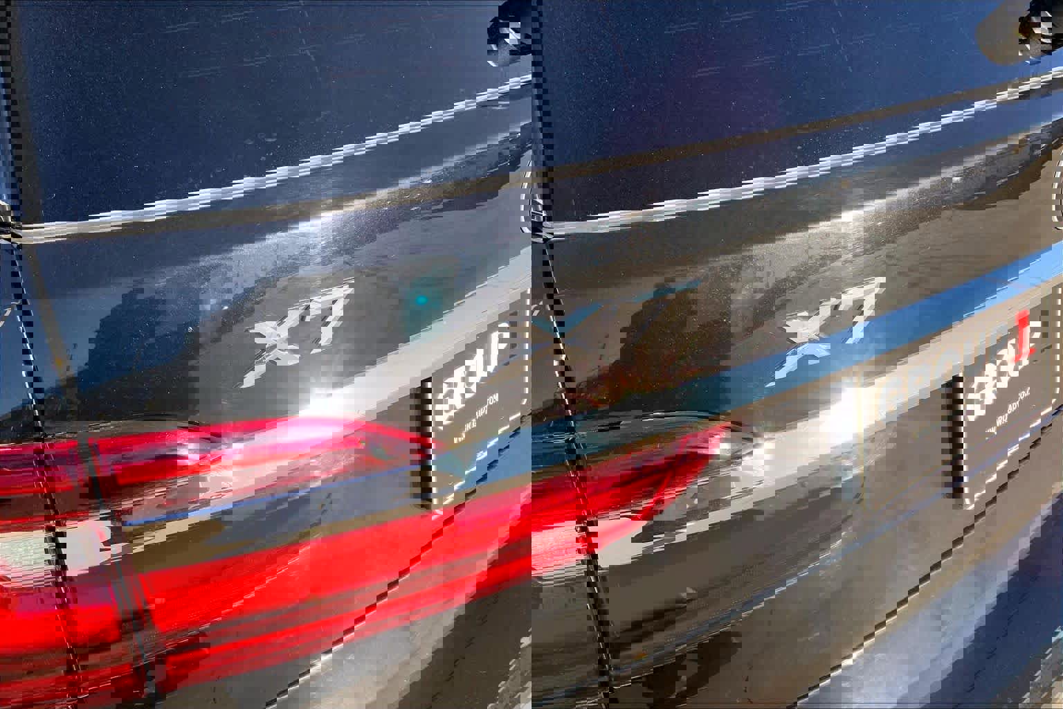 Used 2020 BMW X7 xDrive40i w/ Cold Weather Package image 29