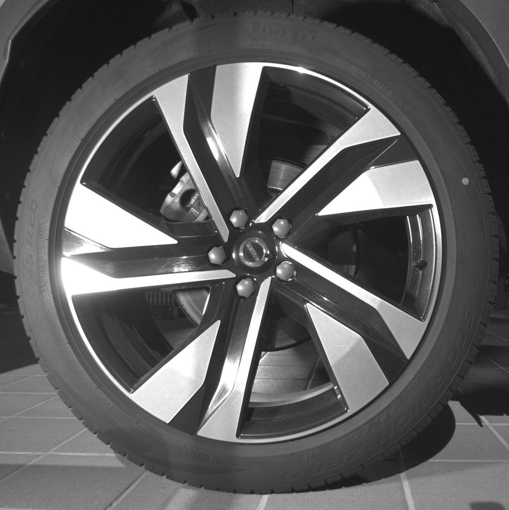 Used 2024 Volvo XC40 B5 Plus w/ Protection Package Premier AWD/4WD image 29