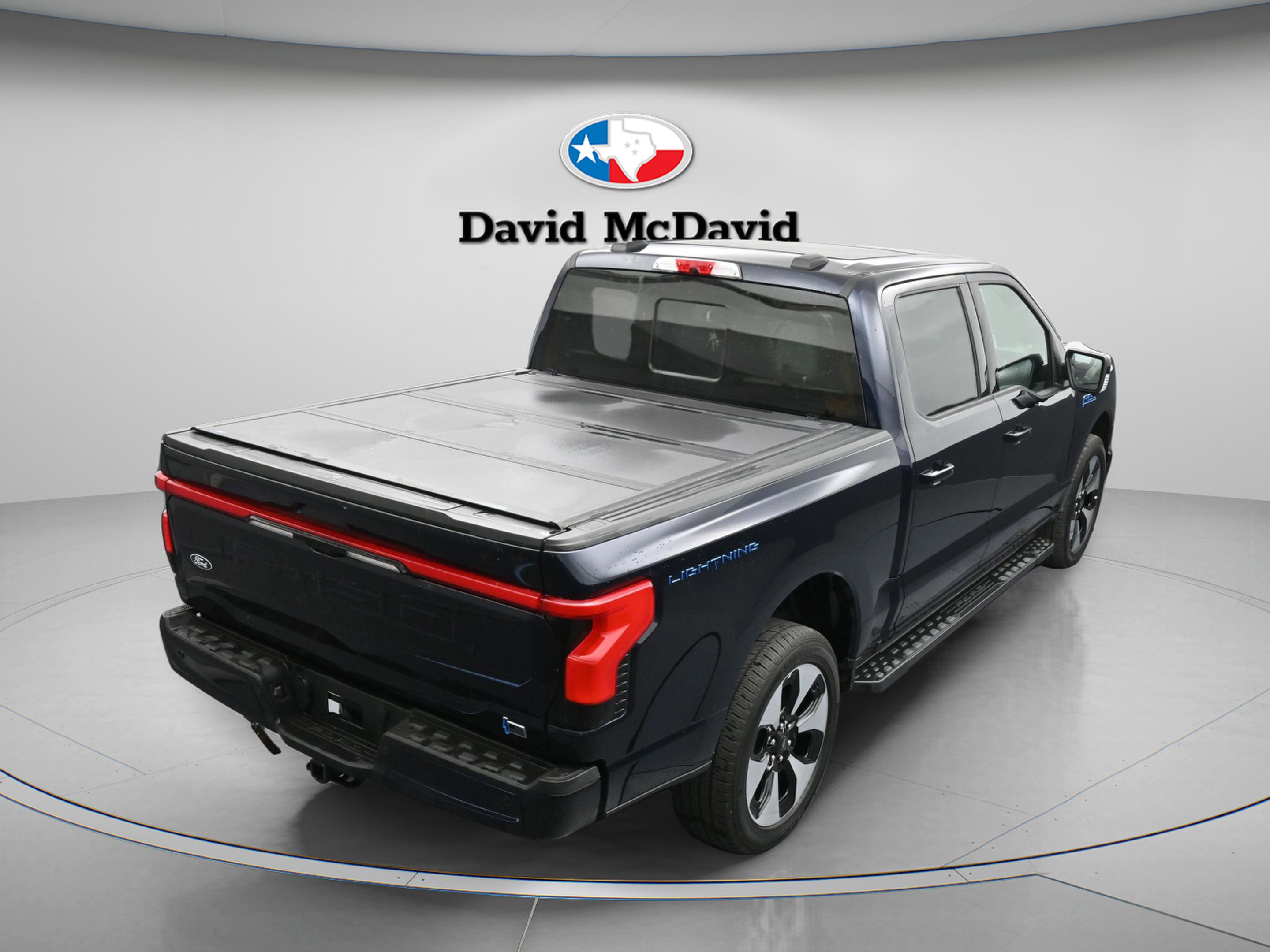 Used 2025 Ford F150 Lightning Platinum image 43