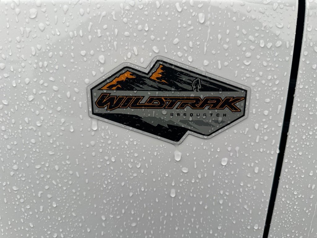 Used 2023 Ford Bronco Wildtrak image 11