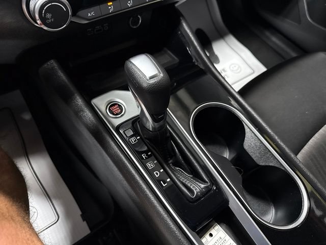 Used 2024 Nissan Altima 2.5 SV FWD image 9