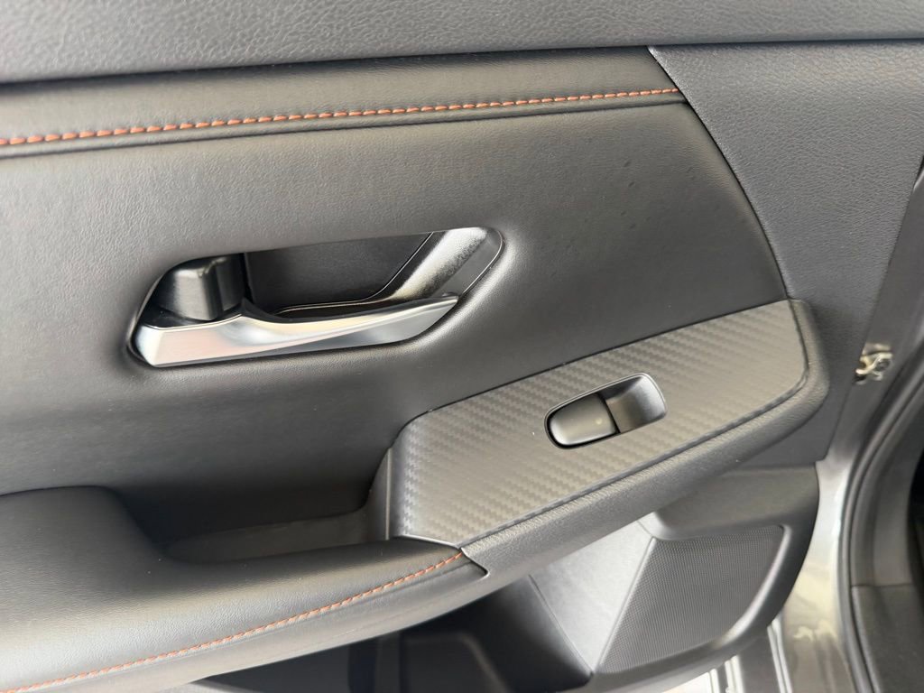 Used 2023 Nissan Sentra SR w/ Midnight Edition Package image 15