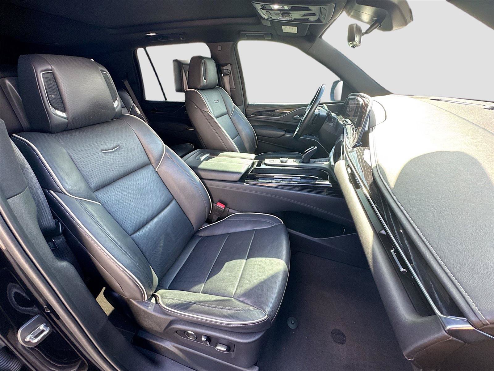 Used 2021 Cadillac Escalade Sport RWD image 19