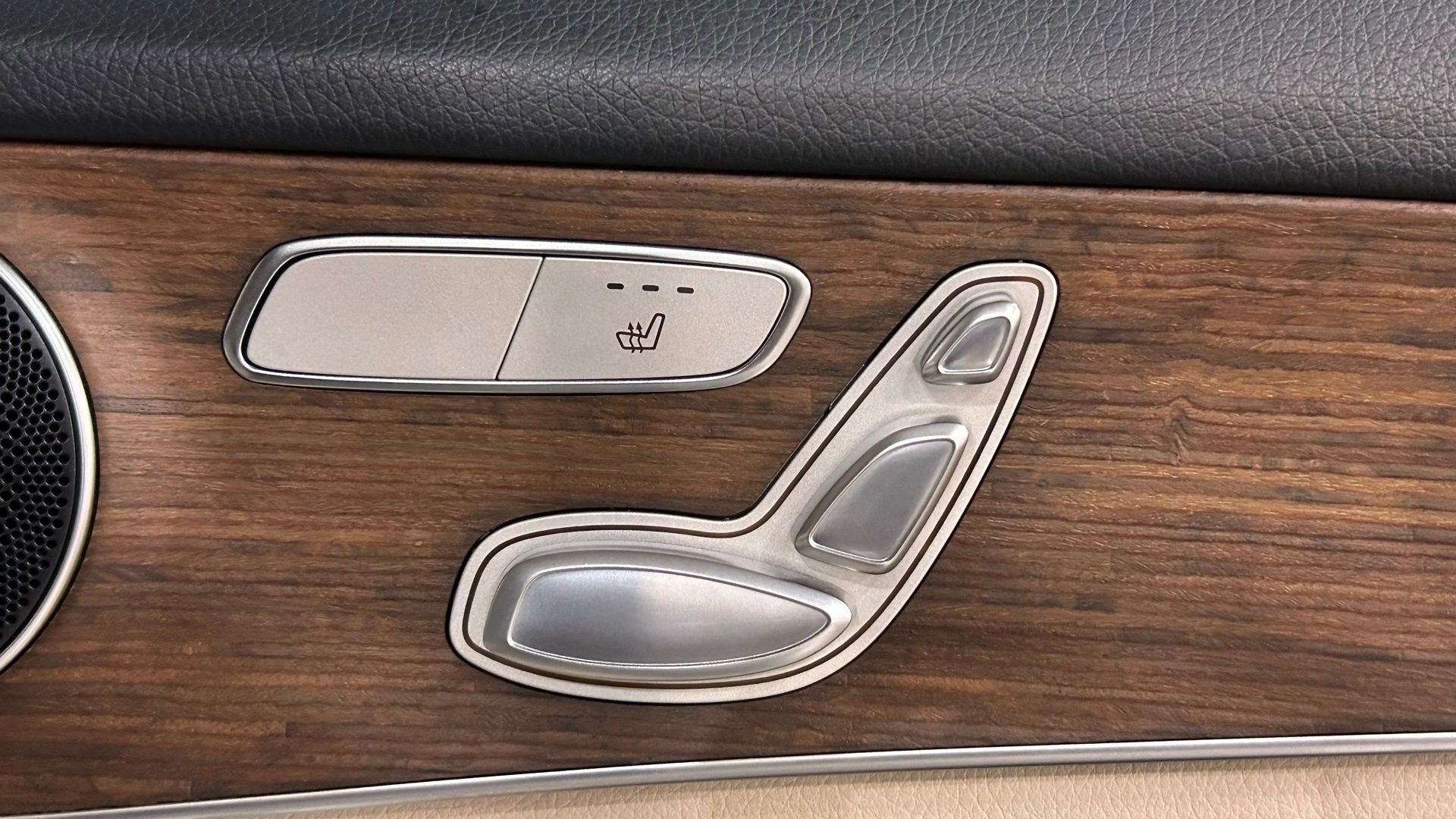 Used 2022 Mercedes-Benz GLC 300 4MATIC image 55