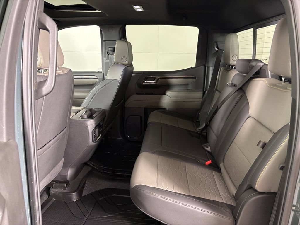 Certified 2025 Chevrolet Silverado 1500 ZR2 w/ Technology Package AWD/4WD image 40