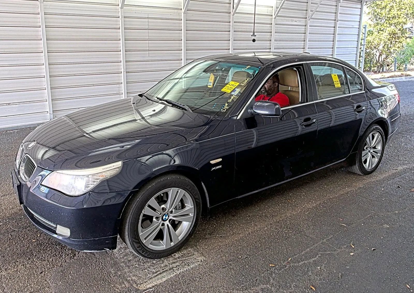 Used 2010 BMW 528i xDrive Sedan AWD/4WD image 13