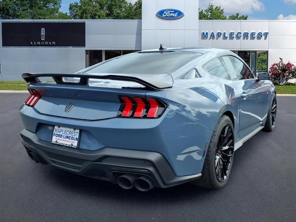 Used 2025 Ford Mustang Dark Horse RWD image 4
