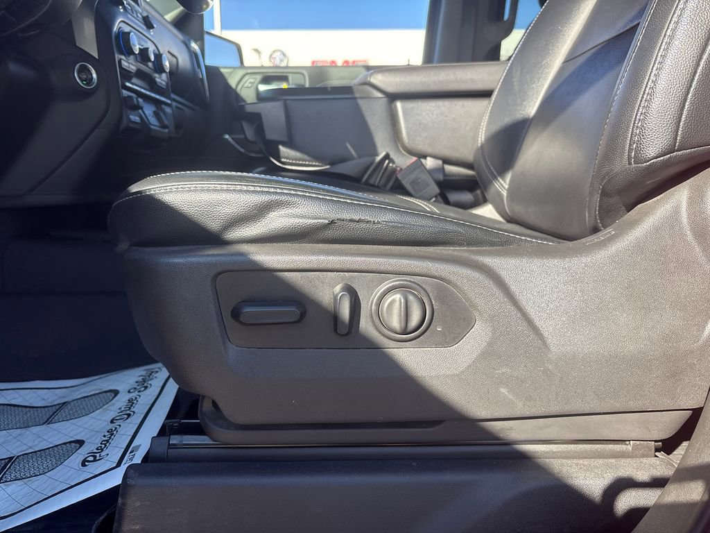 Used 2020 Chevrolet Silverado 1500 LT Trail Boss w/ Convenience Package image 18