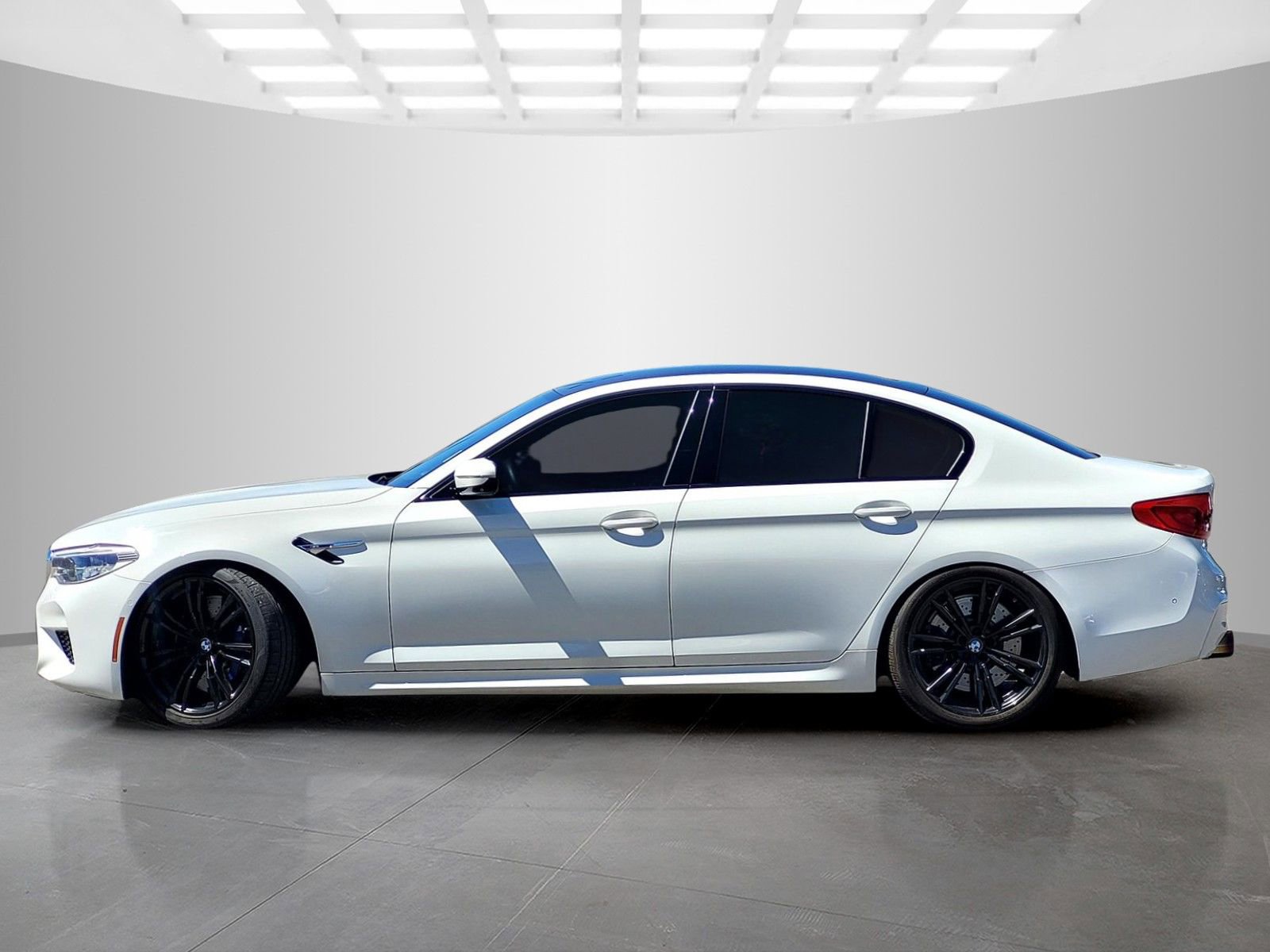 Used 2019 BMW M5 w/ Executive Package AWD/4WD image 3