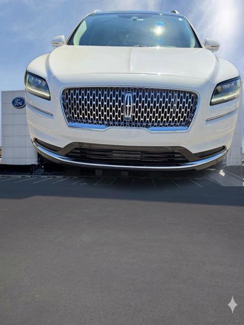 Used 2022 Lincoln Nautilus Reserve FWD image 8