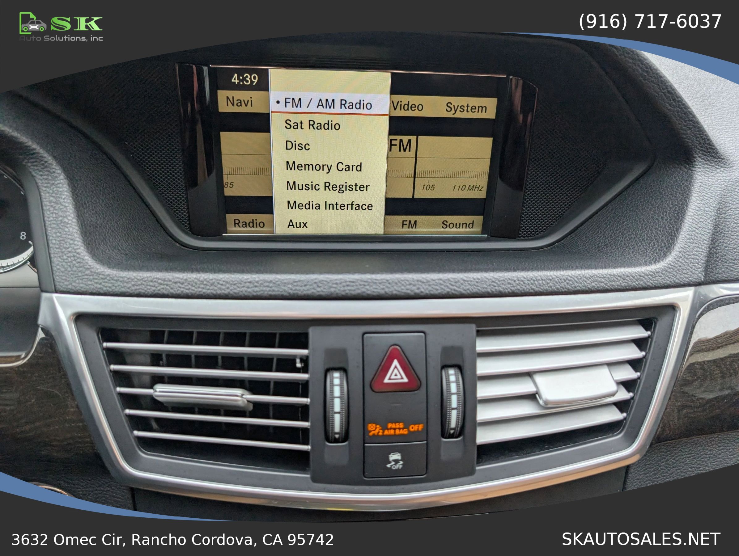 Used 2010 Mercedes-Benz E 550 Sedan image 27