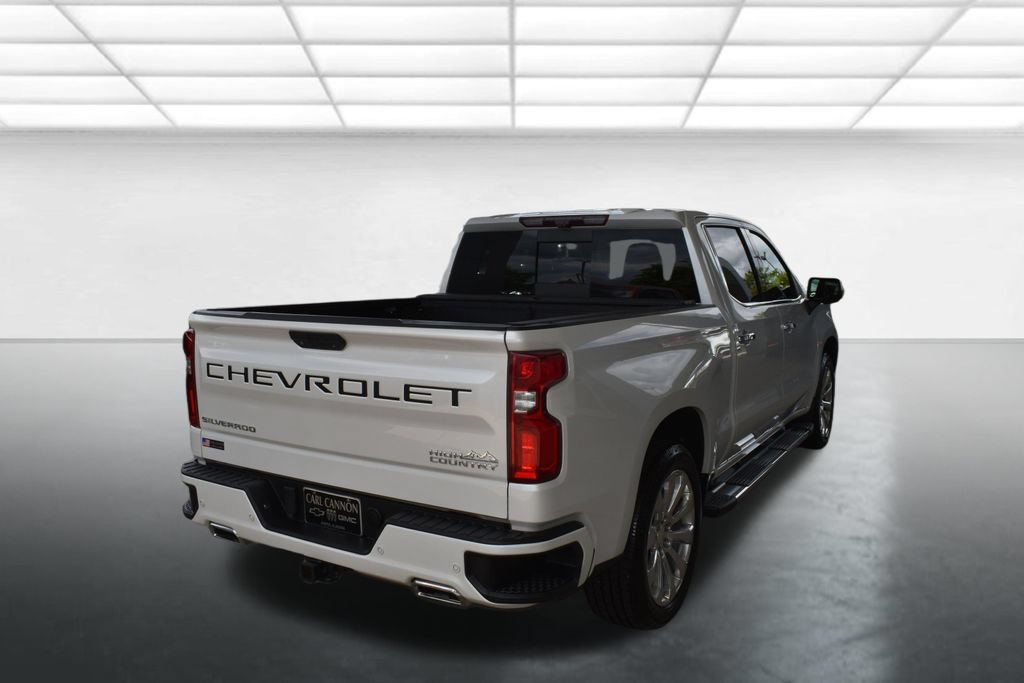 Used 2020 Chevrolet Silverado 1500 High Country w/ Technology Package AWD/4WD image 6