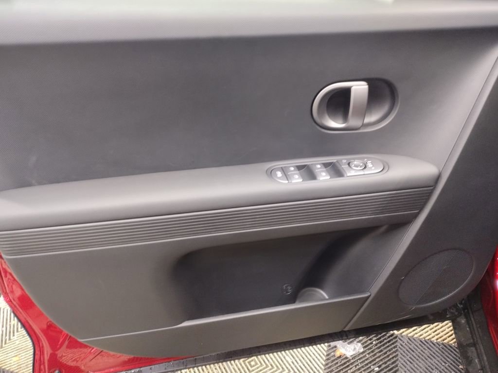 New 2026 Hyundai Ioniq 5 SEL image 18