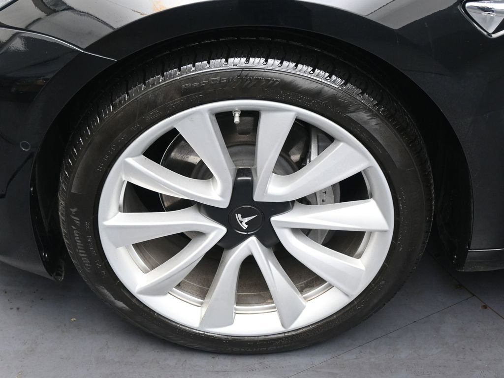 Used 2018 Tesla Model 3 Mid Range image 36