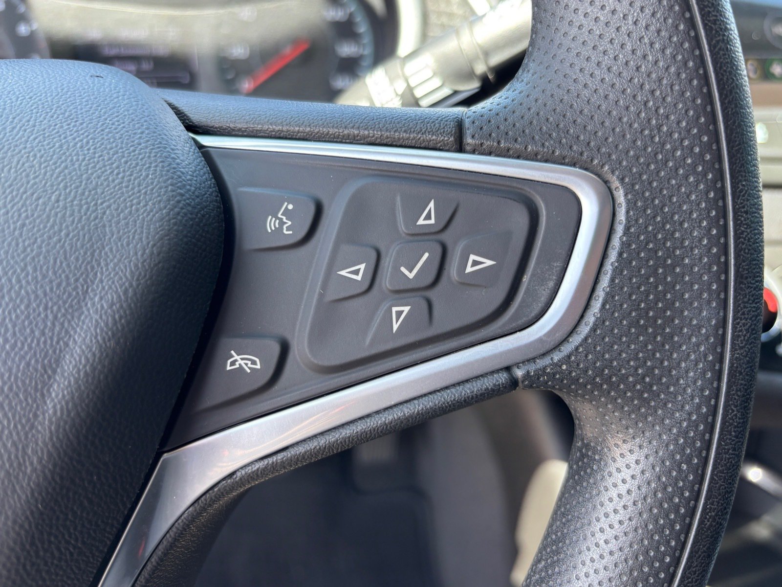 Used 2023 Chevrolet Malibu LT FWD image 23